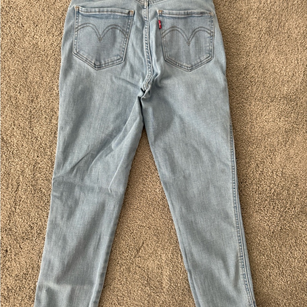 Levi 721 cropped jean